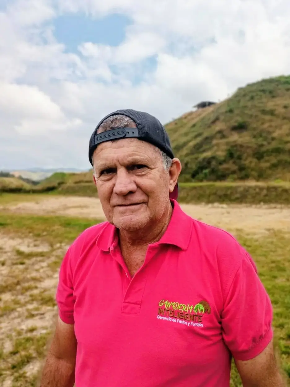 Dr. Gonzalo García Giraldo