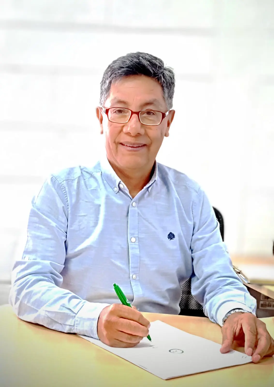 Dr. Julio Paredes Muñoz